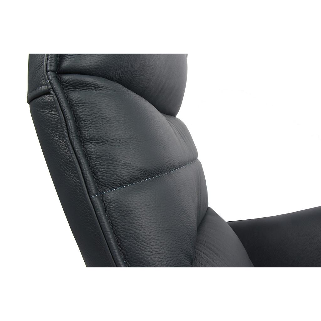 Juno, 3 Motoren, Vorzugstoff Bull caramel