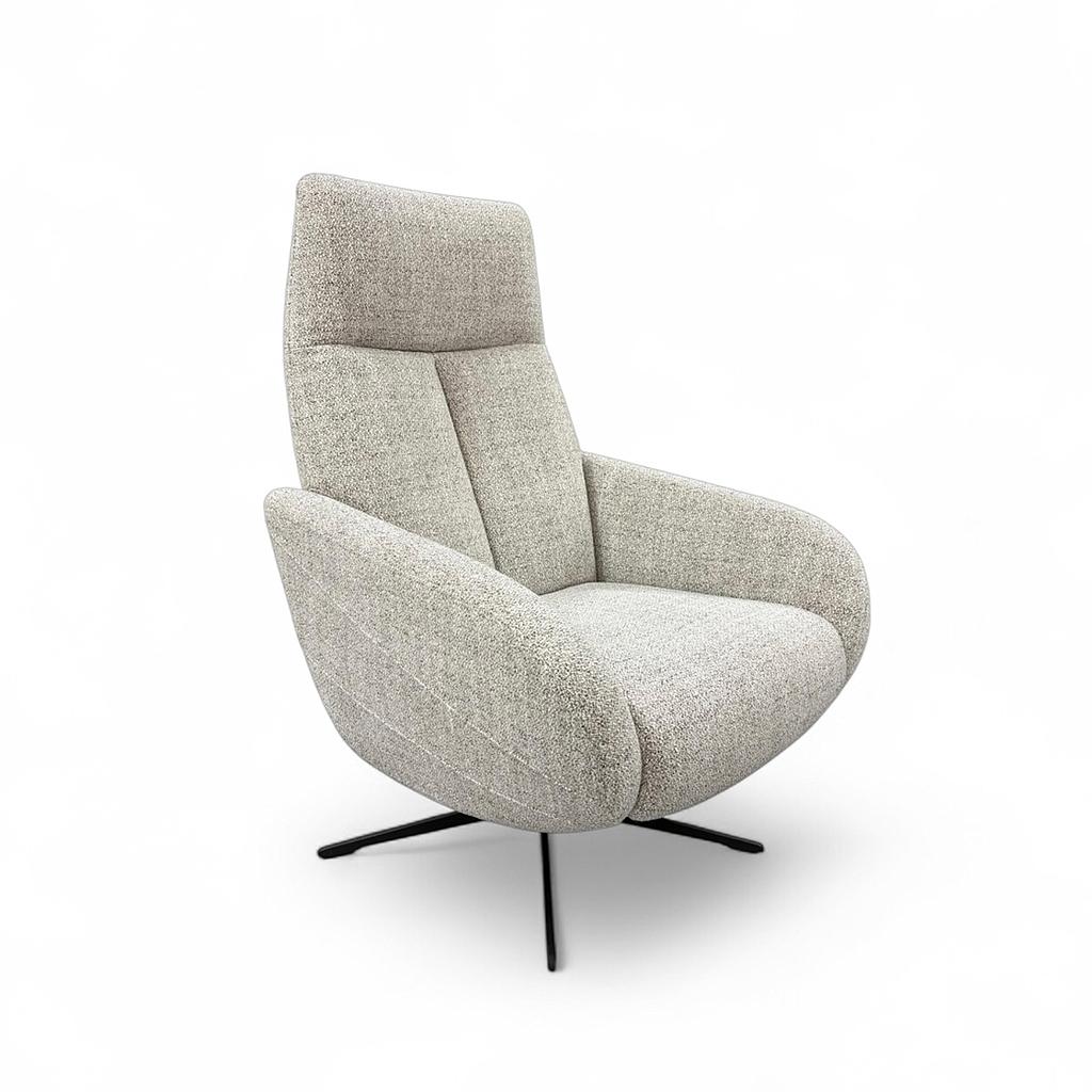 Jona + Hocker Grey