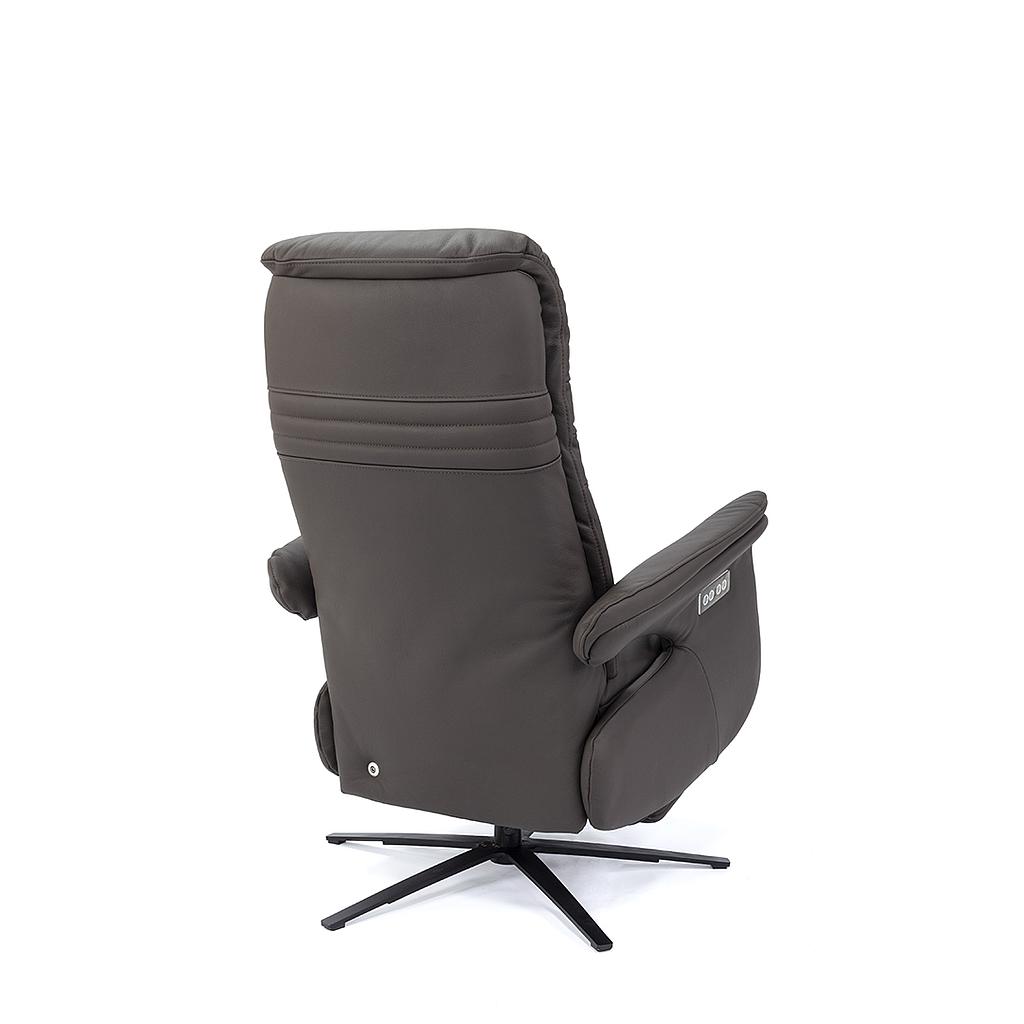 Fidus, 2 Motoren